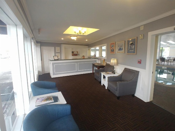 Hyannis Travel Inn Main image